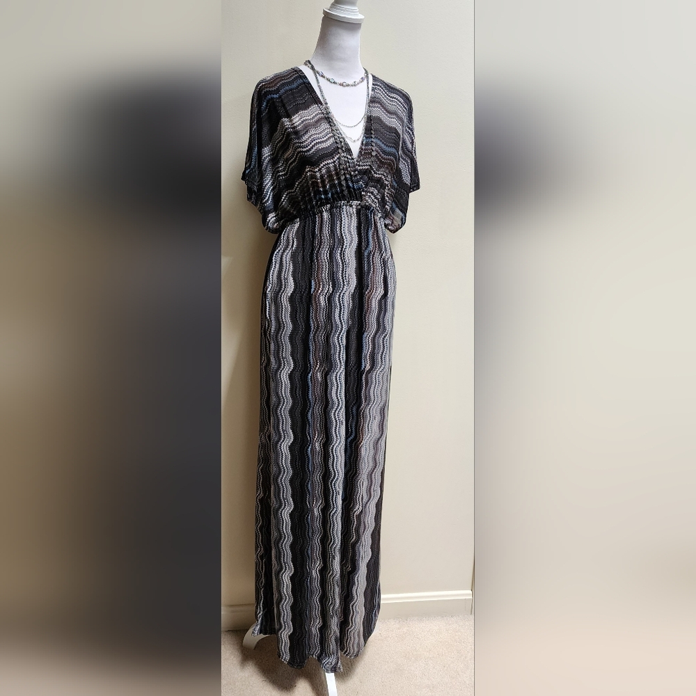 Gorgeous Summer Maxi Dress Women's Size M
